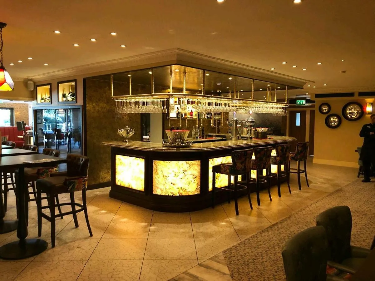 唐卡斯特山贝斯特韦斯特尊贵酒店 唐克斯特 4*,  英国